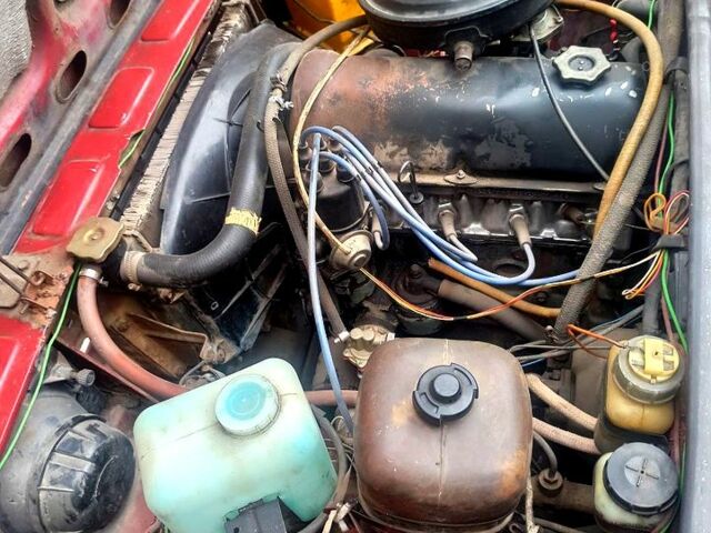 ВАЗ 2104 1991 в Запорожье на Automoto.ua Красный ВАЗ 2104, объемом двигателя 1.5 л и пробегом 0 тыс. км за 590 $, фото 6 на Automoto.ua