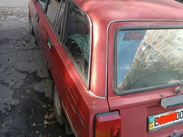 ВАЗ 2104 1991 в Александрие на Automoto.ua Красный ВАЗ 2104, объемом двигателя 0 л и пробегом 86 тыс. км за 600 $, фото 3 на Automoto.ua