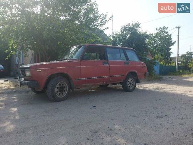 Красный ВАЗ 2104, объемом двигателя 1.45 л и пробегом 130 тыс. км за 600 $, фото 3 на Automoto.ua