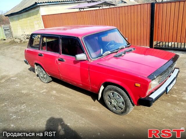 Красный ВАЗ 2104, объемом двигателя 1.3 л и пробегом 200 тыс. км за 450 $, фото 6 на Automoto.ua