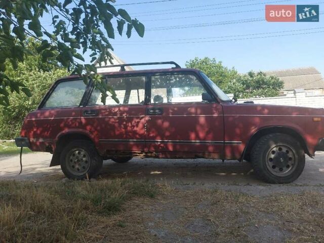 Красный ВАЗ 2104, объемом двигателя 1.45 л и пробегом 130 тыс. км за 600 $, фото 2 на Automoto.ua