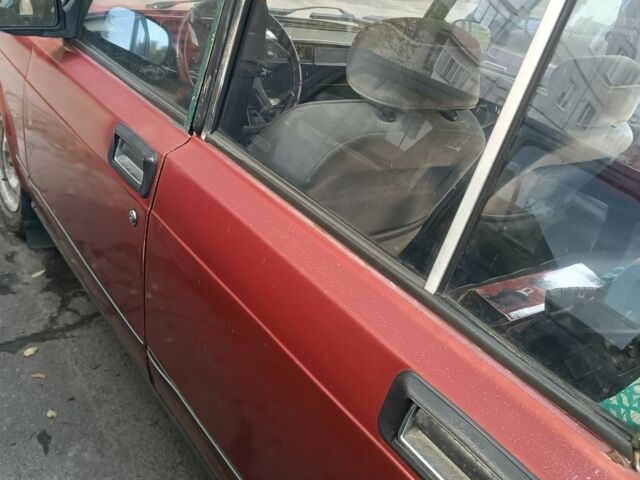 ВАЗ 2104 1991 в Александрие на Automoto.ua Красный ВАЗ 2104, объемом двигателя 0 л и пробегом 86 тыс. км за 600 $, фото 2 на Automoto.ua
