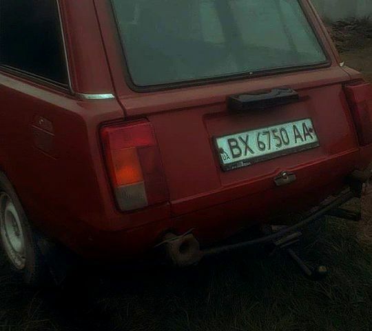 ВАЗ 2104 1991 в Черновцах на Automoto.ua Красный ВАЗ 2104, объемом двигателя 1.5 л и пробегом 250 тыс. км за 210 $, фото 1 на Automoto.ua