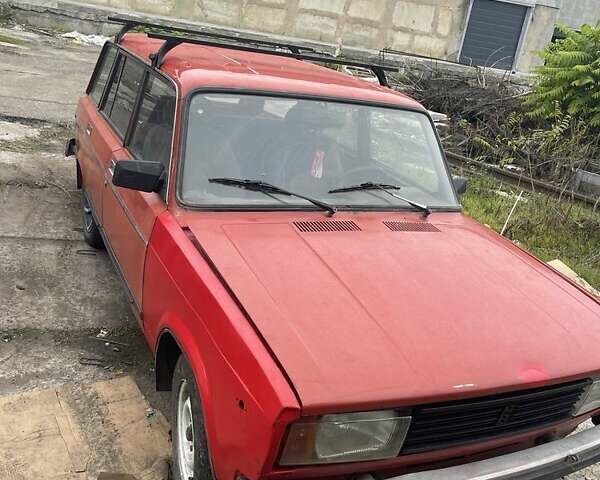 Красный ВАЗ 2104, объемом двигателя 1.5 л и пробегом 286 тыс. км за 561 $, фото 1 на Automoto.ua