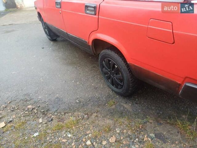 Красный ВАЗ 2104, объемом двигателя 1.5 л и пробегом 200 тыс. км за 520 $, фото 15 на Automoto.ua