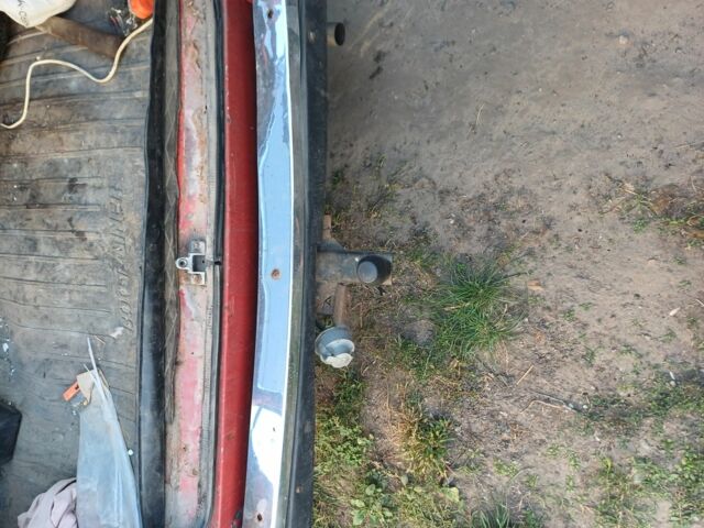 Красный ВАЗ 2104, объемом двигателя 0 л и пробегом 200 тыс. км за 263 $, фото 6 на Automoto.ua