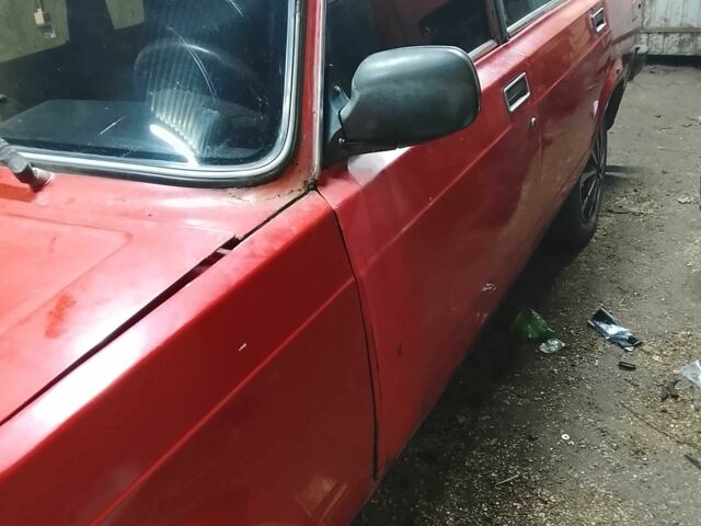 Червоний ВАЗ 2104, об'ємом двигуна 1.5 л та пробігом 200 тис. км за 402 $, фото 4 на Automoto.ua