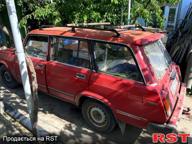 Красный ВАЗ 2104, объемом двигателя 1.5 л и пробегом 0 тыс. км за 800 $, фото 3 на Automoto.ua