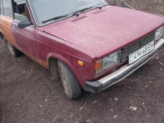 Красный ВАЗ 2104, объемом двигателя 1 л и пробегом 245 тыс. км за 285 $, фото 1 на Automoto.ua