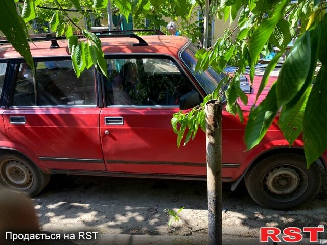 Красный ВАЗ 2104, объемом двигателя 1.5 л и пробегом 0 тыс. км за 800 $, фото 1 на Automoto.ua