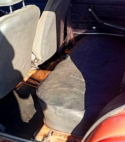 Красный ВАЗ 2104, объемом двигателя 1.5 л и пробегом 56 тыс. км за 710 $, фото 4 на Automoto.ua