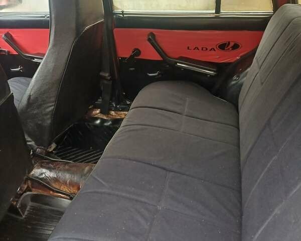 Красный ВАЗ 2104, объемом двигателя 1.5 л и пробегом 300 тыс. км за 549 $, фото 9 на Automoto.ua