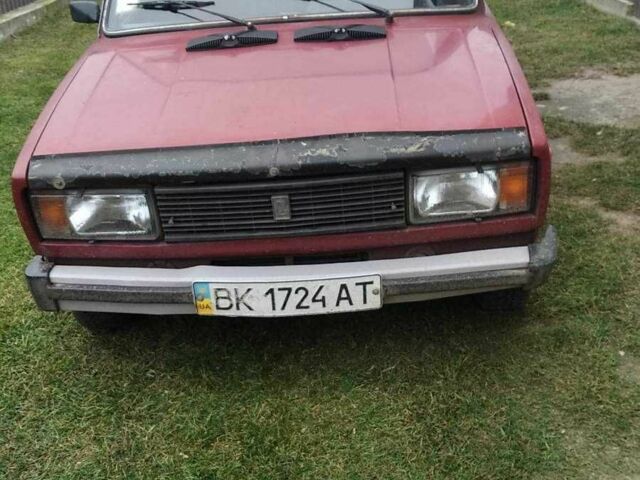 Красный ВАЗ 2104, объемом двигателя 1.5 л и пробегом 150 тыс. км за 300 $, фото 4 на Automoto.ua