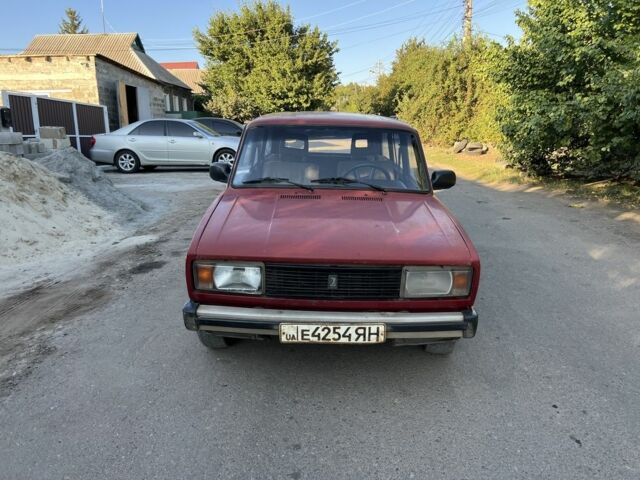 ВАЗ 2104 1993 в Краматорске на Automoto.ua Красный ВАЗ 2104, объемом двигателя 1.5 л и пробегом 190 тыс. км за 475 $, фото 1 на Automoto.ua