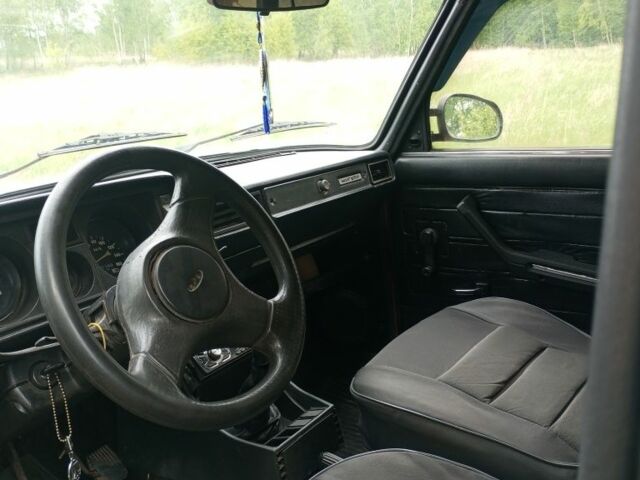 Красный ВАЗ 2104, объемом двигателя 0 л и пробегом 55 тыс. км за 750 $, фото 5 на Automoto.ua