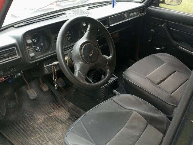 Красный ВАЗ 2104, объемом двигателя 0 л и пробегом 55 тыс. км за 750 $, фото 4 на Automoto.ua