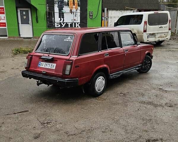 Красный ВАЗ 2104, объемом двигателя 1.5 л и пробегом 200 тыс. км за 800 $, фото 2 на Automoto.ua