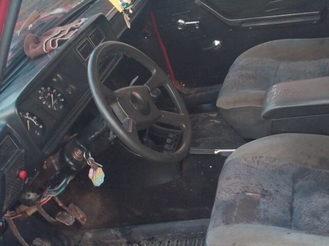 Червоний ВАЗ 2104, об'ємом двигуна 1.5 л та пробігом 35 тис. км за 608 $, фото 7 на Automoto.ua