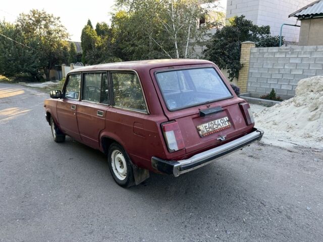 ВАЗ 2104 1993 в Краматорске на Automoto.ua Красный ВАЗ 2104, объемом двигателя 1.5 л и пробегом 190 тыс. км за 475 $, фото 3 на Automoto.ua