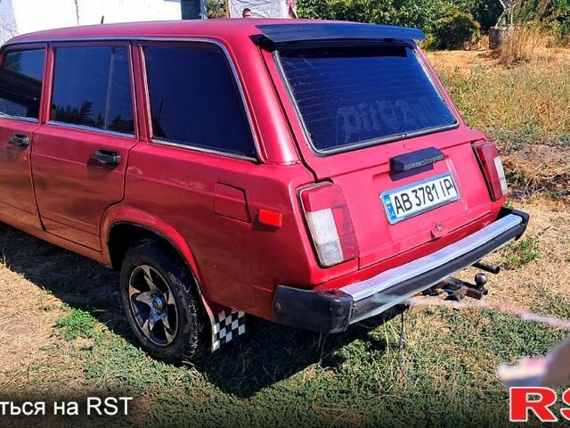 Красный ВАЗ 2104, объемом двигателя 1.5 л и пробегом 385 тыс. км за 1000 $, фото 5 на Automoto.ua
