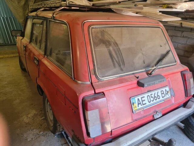 Красный ВАЗ 2104, объемом двигателя 1.5 л и пробегом 258 тыс. км за 1200 $, фото 2 на Automoto.ua