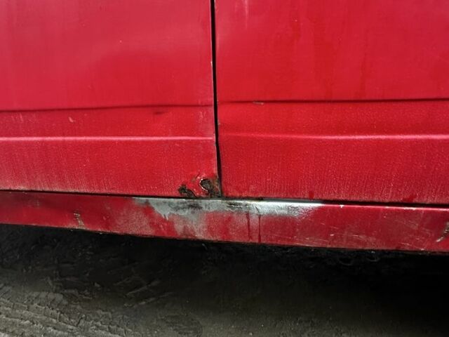 Красный ВАЗ 2104, объемом двигателя 1.7 л и пробегом 10 тыс. км за 355 $, фото 2 на Automoto.ua