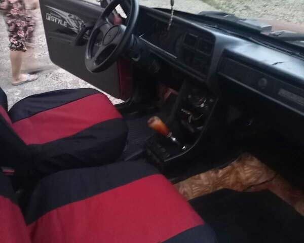 ВАЗ 2104 1994 в Чернигове на Automoto.ua Красный ВАЗ 2104, объемом двигателя 0 л и пробегом 93 тыс. км за 600 $, фото 5 на Automoto.ua