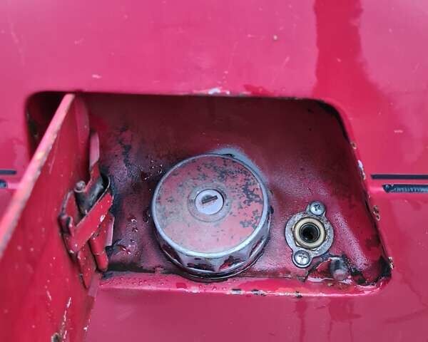 Червоний ВАЗ 2104, об'ємом двигуна 1.5 л та пробігом 100 тис. км за 1000 $, фото 11 на Automoto.ua