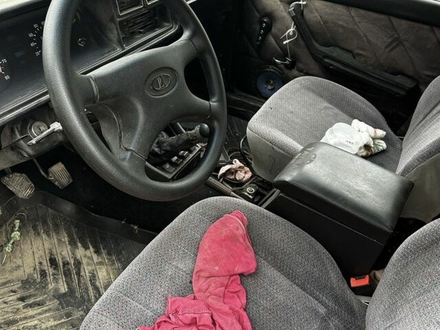 Красный ВАЗ 2104, объемом двигателя 1.7 л и пробегом 10 тыс. км за 355 $, фото 12 на Automoto.ua