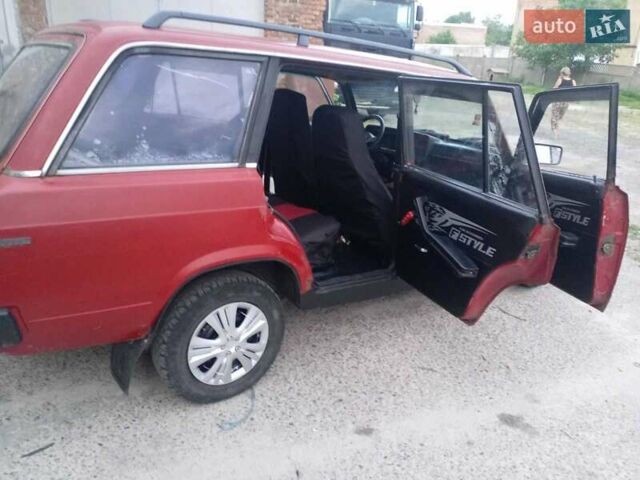 ВАЗ 2104 1994 в Чернигове на Automoto.ua Красный ВАЗ 2104, объемом двигателя 0 л и пробегом 93 тыс. км за 600 $, фото 2 на Automoto.ua