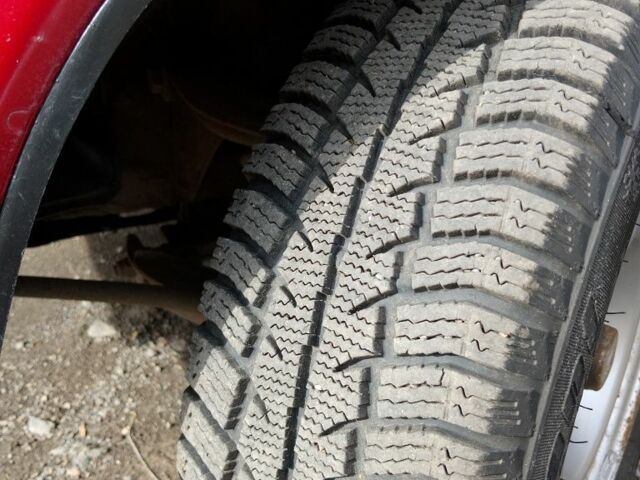 ВАЗ 2104 1994 в Краматорске на Automoto.ua Красный ВАЗ 2104, объемом двигателя 1.5 л и пробегом 200 тыс. км за 961 $, фото 6 на Automoto.ua