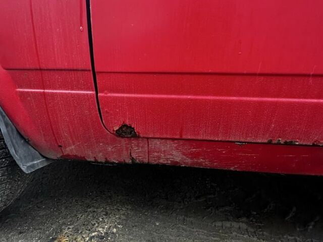 Красный ВАЗ 2104, объемом двигателя 1.7 л и пробегом 10 тыс. км за 355 $, фото 1 на Automoto.ua