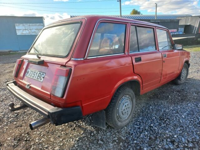 Красный ВАЗ 2104, объемом двигателя 0 л и пробегом 500 тыс. км за 506 $, фото 2 на Automoto.ua