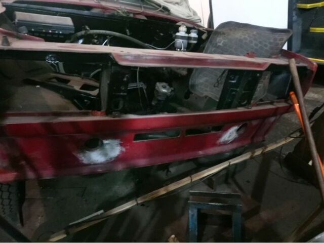 Красный ВАЗ 2104, объемом двигателя 1.6 л и пробегом 100 тыс. км за 271 $, фото 2 на Automoto.ua