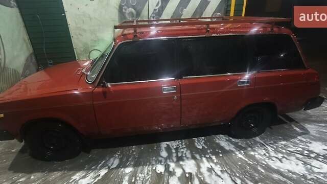 Червоний ВАЗ 2104, об'ємом двигуна 1.57 л та пробігом 300 тис. км за 940 $, фото 4 на Automoto.ua