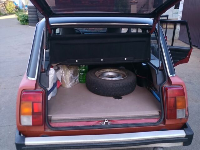 Красный ВАЗ 2104, объемом двигателя 0 л и пробегом 40 тыс. км за 55000 $, фото 17 на Automoto.ua