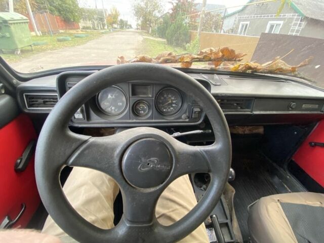 Красный ВАЗ 2104, объемом двигателя 1.5 л и пробегом 471 тыс. км за 565 $, фото 6 на Automoto.ua