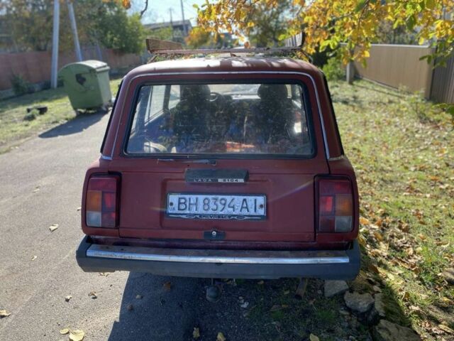 Красный ВАЗ 2104, объемом двигателя 1.5 л и пробегом 471 тыс. км за 565 $, фото 2 на Automoto.ua