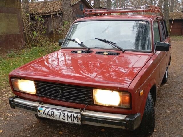 Красный ВАЗ 2104, объемом двигателя 1 л и пробегом 155 тыс. км за 845 $, фото 1 на Automoto.ua