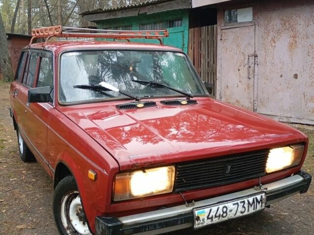 Красный ВАЗ 2104, объемом двигателя 1 л и пробегом 155 тыс. км за 845 $, фото 5 на Automoto.ua