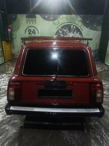 Червоний ВАЗ 2104, об'ємом двигуна 1.57 л та пробігом 300 тис. км за 940 $, фото 2 на Automoto.ua