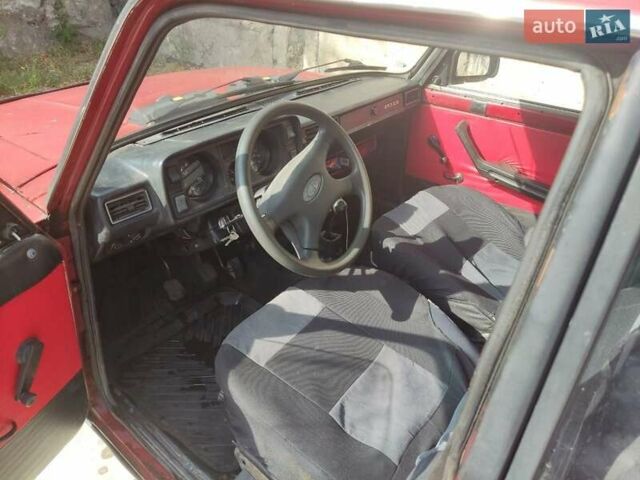 Красный ВАЗ 2104, объемом двигателя 1.5 л и пробегом 175 тыс. км за 1000 $, фото 6 на Automoto.ua