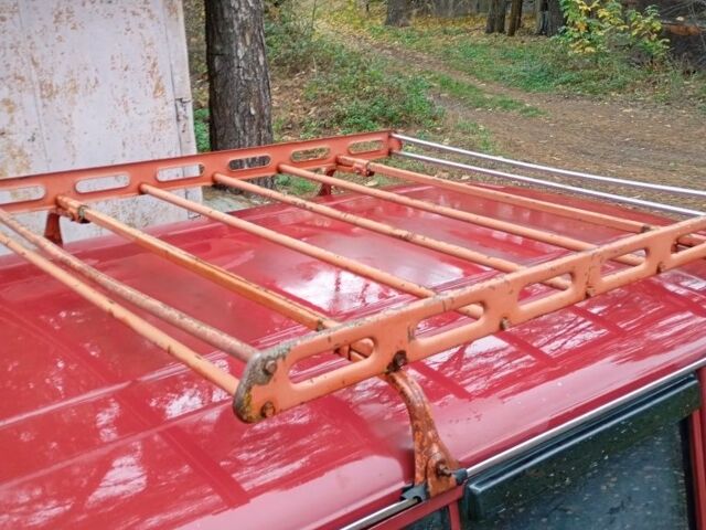 Красный ВАЗ 2104, объемом двигателя 1 л и пробегом 155 тыс. км за 845 $, фото 21 на Automoto.ua