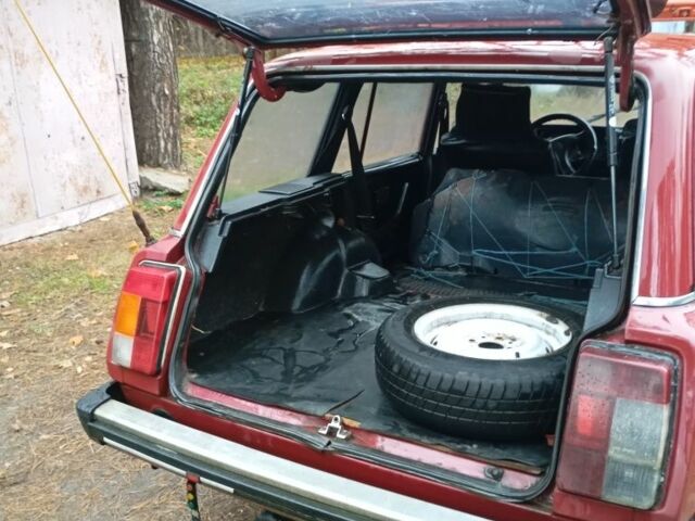 Красный ВАЗ 2104, объемом двигателя 1 л и пробегом 155 тыс. км за 845 $, фото 20 на Automoto.ua