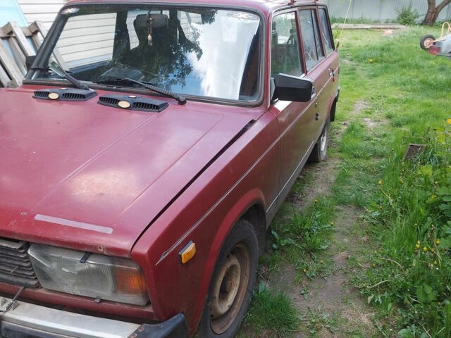 ВАЗ 2104 1995 в Чернигове на Automoto.ua Красный ВАЗ 2104, объемом двигателя 1.6 л и пробегом 90 тыс. км за 540 $, фото 1 на Automoto.ua