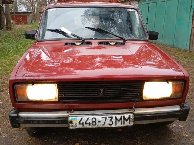 Красный ВАЗ 2104, объемом двигателя 1 л и пробегом 155 тыс. км за 845 $, фото 3 на Automoto.ua