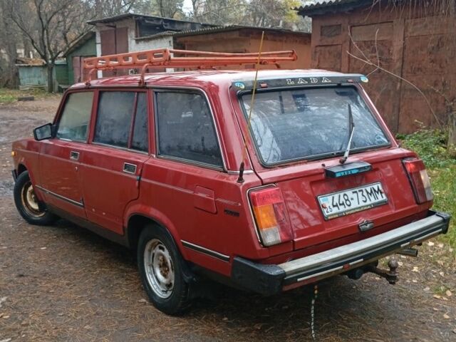 Красный ВАЗ 2104, объемом двигателя 1 л и пробегом 155 тыс. км за 845 $, фото 11 на Automoto.ua