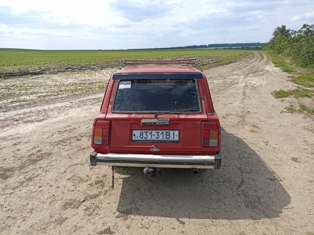 Красный ВАЗ 2104, объемом двигателя 0 л и пробегом 800 тыс. км за 600 $, фото 3 на Automoto.ua