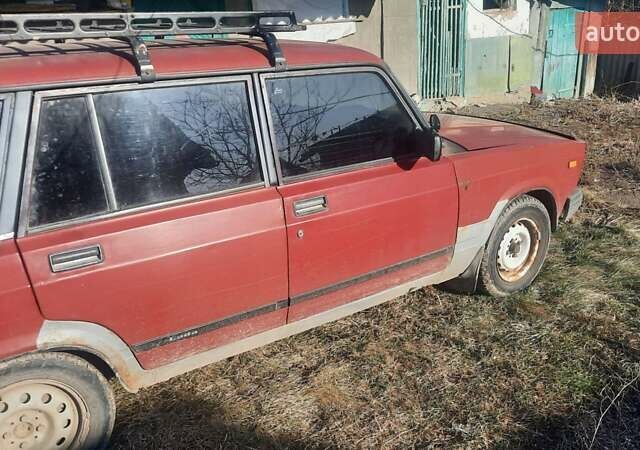 Красный ВАЗ 2104, объемом двигателя 1.5 л и пробегом 100 тыс. км за 500 $, фото 9 на Automoto.ua