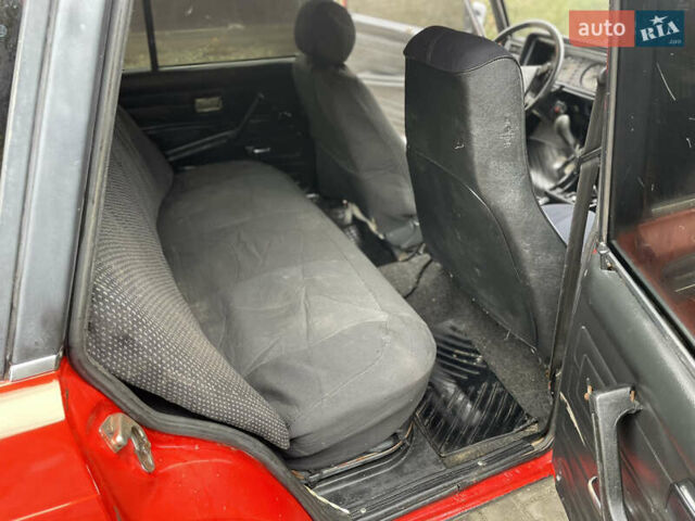 Красный ВАЗ 2104, объемом двигателя 1.7 л и пробегом 280 тыс. км за 999 $, фото 12 на Automoto.ua